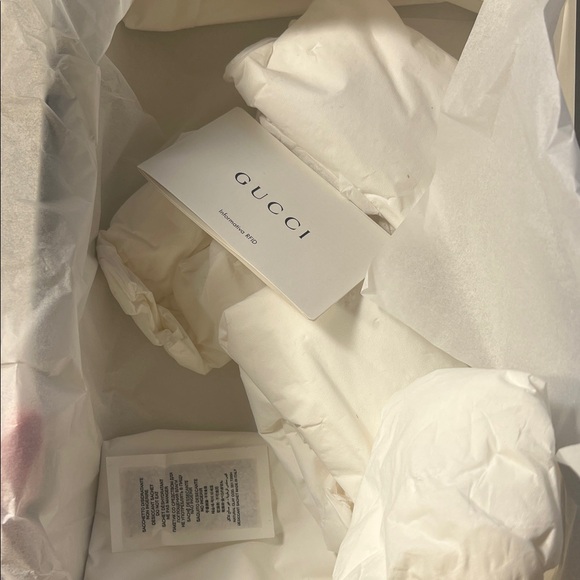 Gucci Ivory and Charcoal Gift Box fits size 40 or 10 women’s shoe Empty box - Picture 8 of 8
